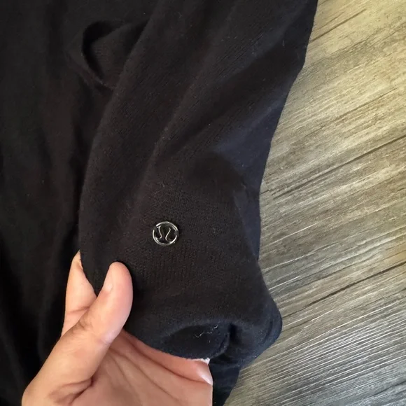 Excellent condition. Lightweight - Picture 2 of 2